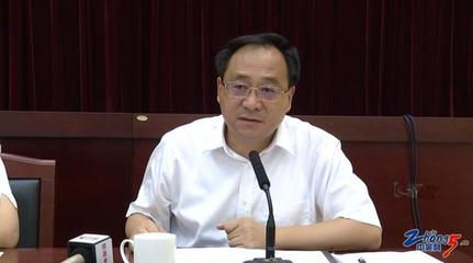 科技中介服務(wù) 創(chuàng)新驅(qū)動(dòng)發(fā)展的新引擎——市委十二屆六次全會(huì)分組討論《工作報(bào)告》側(cè)記